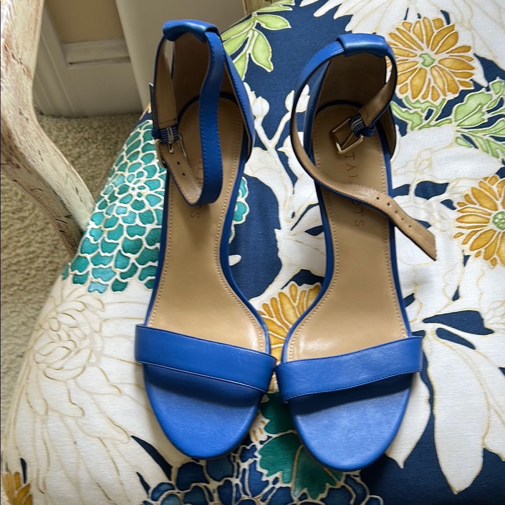 Talbots Royal Blue Women's Sandals 7.5